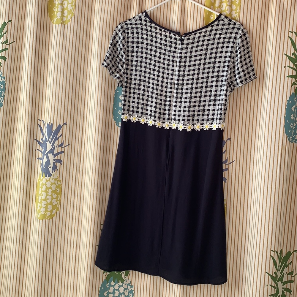 Urban Outfitters 90’s baby doll dress - Picture 2 of 4